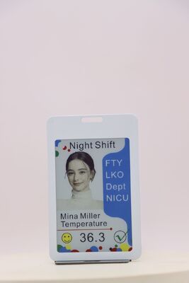 良い値段 3.6インチ 400×600ドットマトリックス Eインクバッジ BLE NFCワイヤレス充電 オンライン